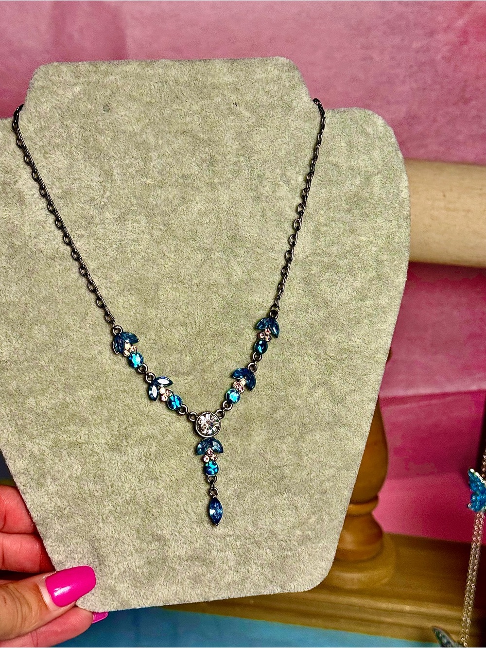 Pretty Blue & Diamond Colored Gem Necklace Y Shape Dark Metal Adjustable